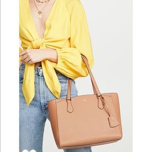Tory Burch Robinson Tote Shoulder Bag Tan Purse